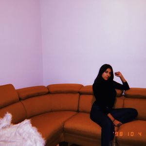 Meet your Posher, Tania